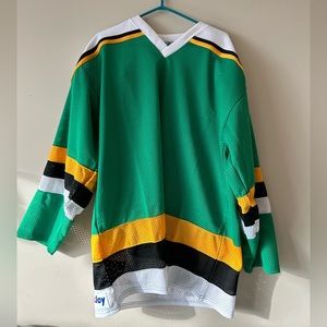 Green hockey jersey